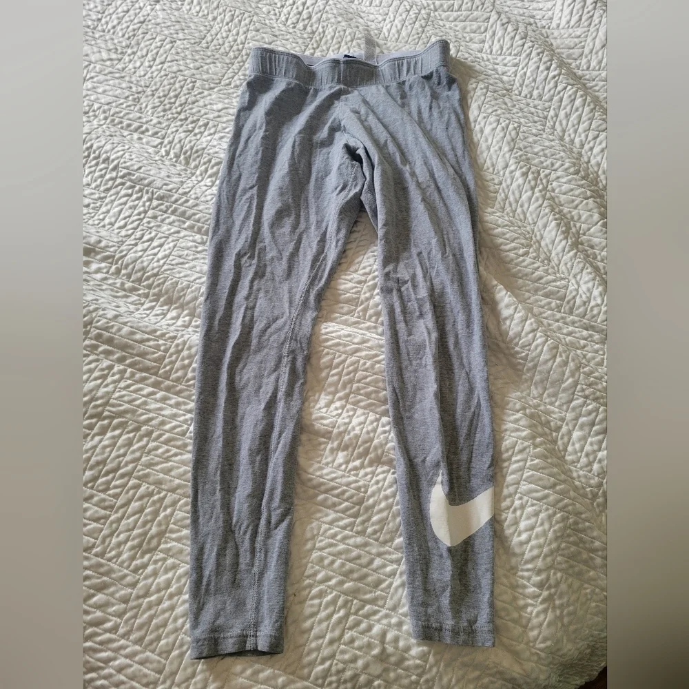 Nike Grey Skinny Leggings S Mid Rise Cotton Stretch Swoosh Athletic Pants